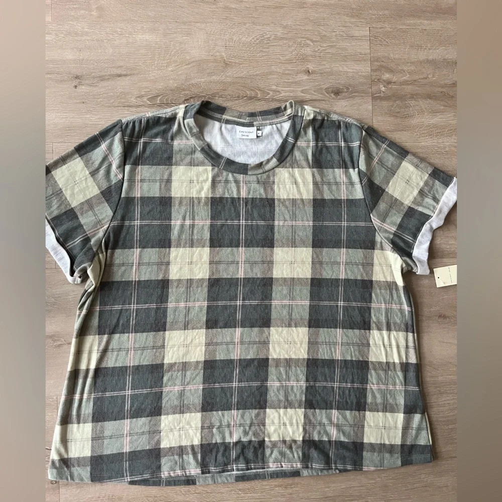 Rescent Rive Plaid Short Sleeve Top Plus